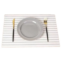 Accessoires de cuisine, sets de table classiques en PVC tissé, imperméables et isolants, logo personnalisé pour table à manger, hôtel et restaurant
