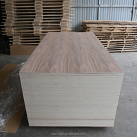 Plaque de contreplaqué 4x8 18mm résistante à l'humidité, noyau en peuplier, norme professionnelle, pour meubles et emballage, vente en gros