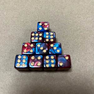 Dados Acrílicos Poliédricos de 12 mm con Patrón de Perlas de 6 Caras para Juegos - Product Image 4