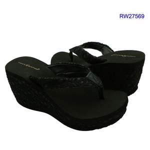 Nuovi Sandali Estivi 2020 da <span class=keywords><strong>Donna</strong></span> con Zeppa e Plateau, <span class=keywords><strong>Ciabatte</strong></span> con Tacco Alto in Eva Rossa per Spiaggia - Product Image 5