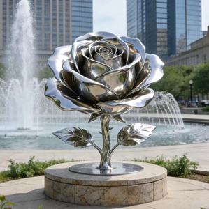 Grande sculpture de montagne moderne en acier inoxydable soudé 304/316, surface polie miroir, pour <span class=keywords><strong>l</strong></span>'art paysager des stations balnéaires - Product Image 2