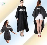 Robe de salon professionnelle imperméable avec logo personnalisé, cape de coupe de cheveux en polyester, cape de coiffure anti-adhésive, cape de barbier