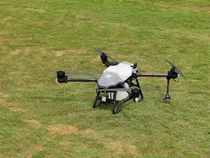 UAV de Protección de Cultivos de 4 y 6 Ejes, Estilo Helicóptero, para Grandes Cultivos y Uso Comercial - Product Image 5