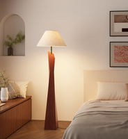 Lampadaire LED de style français, rétro mi-siècle, haut de gamme, luxe discret, trois couleurs, intensité variable, commande par interrupteur au pied, en résine