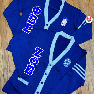 Cárdigans Acrílicos Bordados de la Hermandad Zeta Phi Beta para Mujer |   Suéter Cárdigan de Lana Bordado Personalizado para Mujer de la Hermandad ZPB - Product Image 1