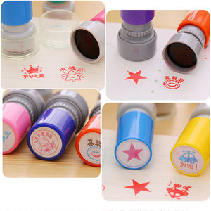 Tampons encreurs auto-encreurs en plastique 23mm avec logo personnalisé Jouet pour enfants et outil d'examen pour enseignants pour le bureau - Product Image 5