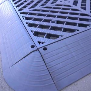 Dalles de sol emboîtables colorées en plastique pour lavage de voitures, revêtement de sol de garage en vinyle de luxe - Product Image 2