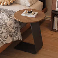 Table basse en bois massif durable avec plateau en marbre et structure en métal, design moderne pour salon et balcon, petite taille