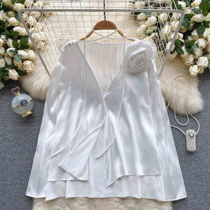 Camicetta in Raso da Donna, Collo a V, Design Floreale 3D, Stile Vintage Elegante <span class=keywords><strong>e</strong></span> alla Moda - Product Image 5
