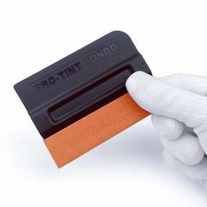 Accessoires de voiture Film vinyle en fibre de carbone Racloir magnétique pour vitres Grattoir sans rayures Feutre de daim Emballage automatique - Product Image 4