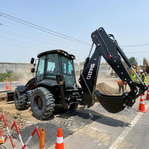 Sıcak satış 4 çekişli yeni yükleyici 2.<span class=keywords><strong>5TON</strong></span> kazıcı yükleyici 4x4 traktör kazıcı kova ile - Product Image 1