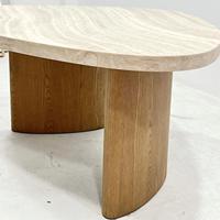 Table basse en travertin Wabi Sabi, plateau triangulaire irrégulier en pierre, base en bois massif courbée, table de salon moderne pour la maison