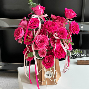 Emballage de <span class=keywords><strong>fleuriste</strong></span> Emballage de fleurs Arrangement portable Boîte à fleurs Sac d'emballage pour bouquet de fleurs en papier kraft - Product Image 3