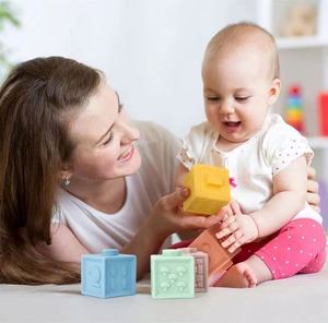 Juego de Juguetes Educativos Tempranos para Bebés y Niños Pequeños, Bloques de Construcción Suaves, Bloques Numerados para Masaje Sensorial, Juguetes Texturizados para Apretar - Product Image 5