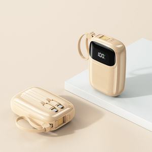 Vente flash : Batterie externe de voyage mini haute capacité 10000 mAh avec câble intégré, charge rapide PD22.5W pour téléphone - Product Image 6