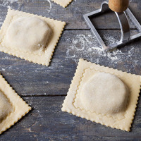Vente en gros usine : Emporte-pièce manuel en alliage de zinc pour pâte et biscuits, jetable, compatible lave-vaisselle et four