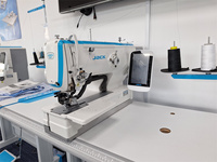Tout nouveau bon état Jack JK-T1790G informatisé bouton Machine à coudre automatique coupe-fil oeillet Machine à coudre