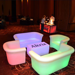 Set di Mobili da <span class=keywords><strong>Esterno</strong></span> Moderno in Plastica Impermeabile con LED, Divano e Tavolo per 4 Persone - Product Image 5