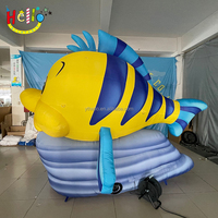 Personnages extérieurs de ballon d'animal de mer annonçant le poisson gonflable
