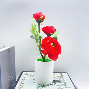 ดอกกุหลาบประดิษฐ์ Qi Xing ขนาด 26 ซม. สีแดงสด ดอกไม้ผ้าไหม ตกแต่งวันเกิด - Product Image 1