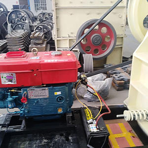 Concasseur à mâchoires Upsen à moteur diesel mobile de petite taille à haute efficacité pour le concassage de pierres - Product Image 2