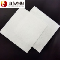 Géotextiles non tissés aiguilletés à fibres courtes Hengyang 100g-1000g (résistants à la déchirure, écologiques) pour la construction routière et la protection des sols