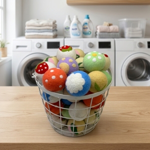 Balle de nettoyage personnalisable et durable pour sacs, élimine la poussière et les peluches - Product Image 3