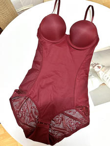 PEEQI <span class=keywords><strong>Abbigliamento</strong></span> <span class=keywords><strong>Sexy</strong></span> da <span class=keywords><strong>Donna</strong></span>, Set 2 Pezzi, Top alla Moda + Pantaloncini con Stampa Serpente, Completo Due Pezzi <span class=keywords><strong>Sexy</strong></span> da Club per Ragazze e Donne - Product Image 2