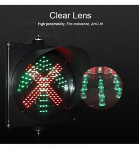 Đèn tín hiệu giao thông Led mũi tên xanh chữ thập đỏ 300mm - Product Image 4