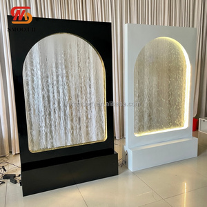 ป้ายต้อนรับงานแต่งงานแบบน้ำตก ขนาด 220 ซม. พร้อมขาตั้งโลหะสีดำแบบพิเศษ SMOOTH - Product Image 2
