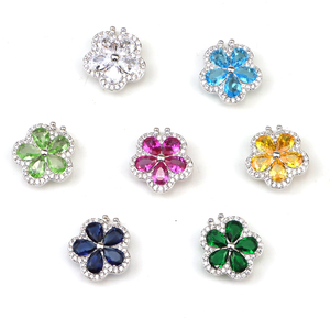 Breloques de haute qualité personnalisées en forme de fleur, <span class=keywords><strong>perles</strong></span> de luxe incrustées de zircon pour bracelet en maille extensible - Product Image 4