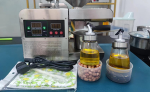 Presse à huile électrique automatique compacte à contrôle <span class=keywords><strong>de</strong></span> température pour usage domestique, extraction à froid <span class=keywords><strong>d</strong></span>'huile <span class=keywords><strong>d</strong></span>'olive, <span class=keywords><strong>de</strong></span> noix <span class=keywords><strong>de</strong></span> coco et <span class=keywords><strong>de</strong></span> palme - Product Image 2