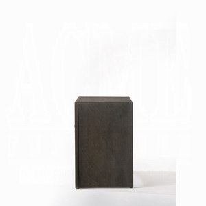 Comodino con finitura in rovere grigio, due cassetti e vassoio estraibile, mobile in legno per camera da letto - Product Image 4
