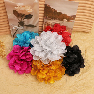 Accesorio para el Cabello con Flores de Tela 3D con Hilo Plateado, Collar con Clip para Mujer, Accesorios de Vestir al por Mayor - Product Image 1