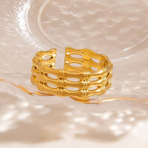 Heart Shape <b>Adjustable</b> <b>Bracelet</b> For Best Gift Unisex Jewelry Stainless Steel Fashion Openwork Design - Product Image 3