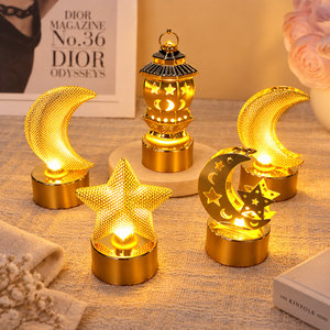 Decorazioni da Tavolo LED Ecologiche a Batteria per Ramadan, Lanterna a Forma di Luna Crescente e Stella, Design Geometrico Islamico per Eid - Product Image 3