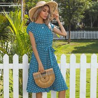 PRETTY STRAPS Robe mi-longue d'été élégante à manches courtes, robe plissée à pois pour femmes