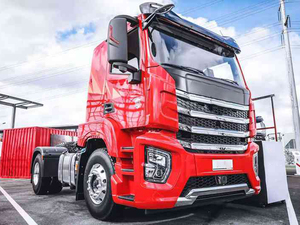 Nouvelle tête de tracteur 4X2 420HP de marque supérieure pour la vente à bas prix de nouveaux tracteurs lourds - Product Image 2