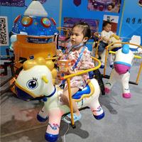 Mini carrousel électrique pour enfants, usage intérieur/extérieur, 2 voitures, pour fête foraine et divertissement à domicile