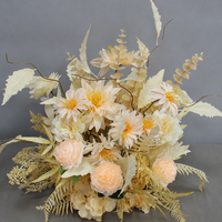 Décoration de table de mariage moderne en fleurs artificielles en gros pour allée centrale