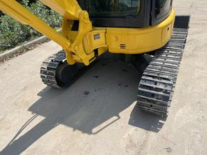 Mini-excavatrice sur chenilles d'occasion KOMATSU PC35MR 3,5 tonnes avec lame de bouteur, prix compétitif, idéale pour l'agriculture, certifiée CE EPA - Product Image 3