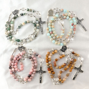 Collier Chapelet Catholique Vintage en Pierres Naturelles avec Crucifix Croix de Jésus Bijoux de Prière pour Femme Vente en Gros - Product Image 5