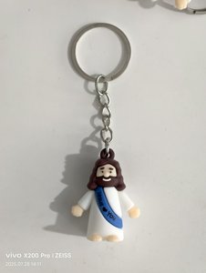 Soododo 2026 Porte-clés en PVC de collection Jésus, personnages de films et héros pour enfants, impression UV, style mignon, légers, vente en gros - Product Image 4