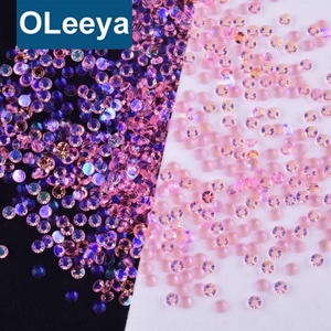 OLeeya Vente en gros Aurora 3mm Pierres transparentes à dos plat Gelée Résine Non Hot Fix Strass pour le bricolage - Product Image 1