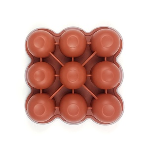 Vente en gros de moules à glace ronds en silicone de qualité alimentaire Conteneur de stockage d'aliments pour bébés fait maison Bacs à glaçons à 9 grilles <span class=keywords><strong>avec</strong></span> couvercles - Product Image 3