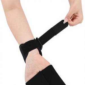 Volwassen Zwarte Ademende Vijfvingerige Fractuur Fixatiebrace, Peesbreuk en Verrekking, Metacarpale Peesschede Corrector <span class=keywords><strong>Splint</strong></span> - Product Image 5