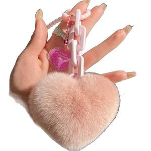 Porte-clés en peluche moelleux de style anime, écologique, en forme de cœur, pompon rose, doux, pour couple, porte-clés pour la Saint-Valentin - Product Image 6