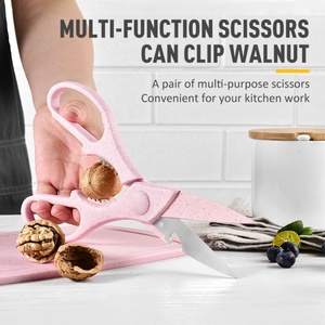 Planche à découper portable 5 en 1, éplucheur, ciseaux, plateau, couteau de cuisine, accessoires de cuisine pour le camping en plein air - Product Image 6
