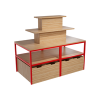 Étagère de présentation de marchandises pour la vente au détail, structure d'exposition ouverte au design élégant. Idéal pour les hypermarchés et les magasins de curiosités.