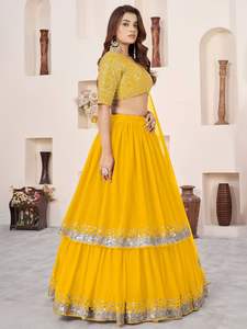 Lehenga Choli Amarillo Fluido y Moderno, Confeccionado en Georgette Suave, con Bordado de Lentejuelas Plateadas, Agrega un Brillo de Elegancia Real, Ideal para Bodas - Product Image 3